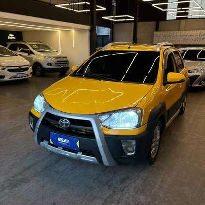 TOYOTA-ETIOS CROSS-1.5 16V FLEX 4P MANUAL TOYOTA-ETIOS CROSS-2013