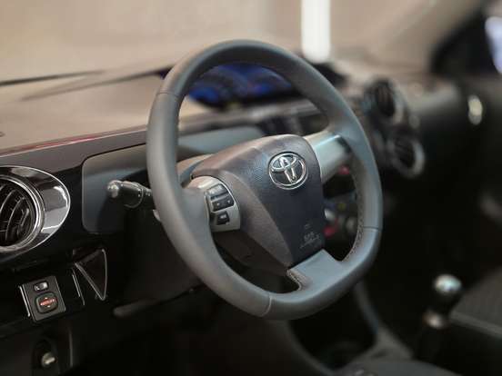 TOYOTA-ETIOS CROSS-1.5 16V FLEX 4P MANUAL TOYOTA-ETIOS CROSS-2014