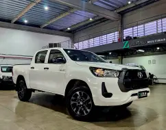 TOYOTA HILUX 2.8 D-4D TURBO DIESEL CD POWER PACK 4X4 AUTOMÁTICO TOYOTA HILUX 2.8 D-4D TURBO DIESEL CD POWER PACK 4X4 AUTOMÁTICO