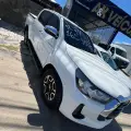 TOYOTA HILUX 2.8 D-4D TURBO DIESEL CD POWER PACK 4X4 MANUAL TOYOTA HILUX 2.8 D-4D TURBO DIESEL CD POWER PACK 4X4 MANUAL
