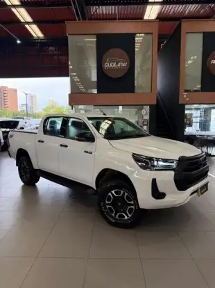 TOYOTA-HILUX-2.8 D-4D TURBO DIESEL CD POWER PACK 4X4 MANUAL TOYOTA-HILUX-2022