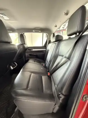 TOYOTA-HILUX-2022