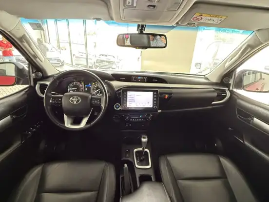 TOYOTA-HILUX-2.8 D-4D TURBO DIESEL CD SRV 4X4 AUTOMÁTICO TOYOTA-HILUX-2022