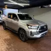TOYOTA HILUX 2.8 D-4D TURBO DIESEL CD SRV 4X4 AUTOMÁTICO TOYOTA HILUX 2.8 D-4D TURBO DIESEL CD SRV 4X4 AUTOMÁTICO