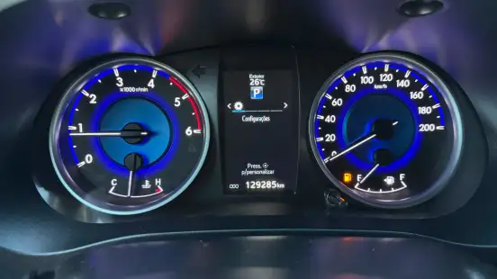 TOYOTA-HILUX-2.8 SRX 4X4 CD 16V DIESEL 4P AUTOMÁTICO TOYOTA-HILUX-2016
