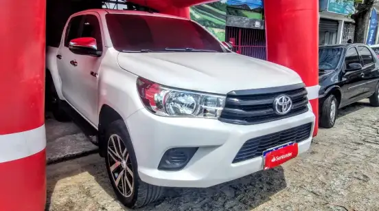 TOYOTA-HILUX-2018