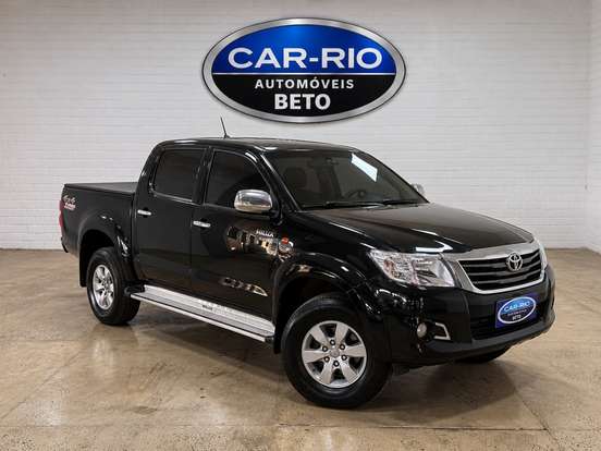 TOYOTA-HILUX-2.7 SR 4X2 CD 16V FLEX 4P AUTOMÁTICO TOYOTA-HILUX-2014