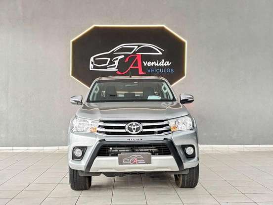 TOYOTA-HILUX-2.7 SRV 4X2 CD 16V FLEX 4P AUTOMÁTICO TOYOTA-HILUX-2017