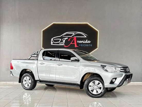 TOYOTA-HILUX-2.7 SRV 4X2 CD 16V FLEX 4P AUTOMÁTICO TOYOTA-HILUX-2017
