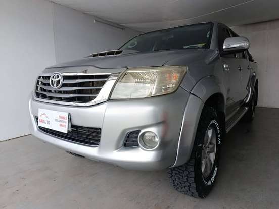 TOYOTA-HILUX-2.7 SRV 4X4 CD 16V FLEX 4P AUTOMÁTICO TOYOTA-HILUX-2015