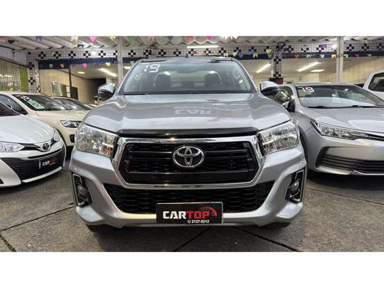 TOYOTA-HILUX-2018