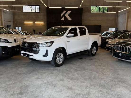 TOYOTA-HILUX-2.8 D-4D TURBO DIESEL CD POWER PACK 4X4 MANUAL TOYOTA-HILUX-2021