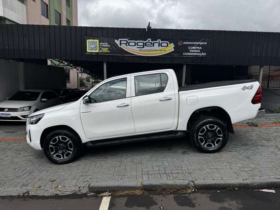 TOYOTA-HILUX-2.8 D-4D TURBO DIESEL CD POWER PACK 4X4 MANUAL TOYOTA-HILUX-2021