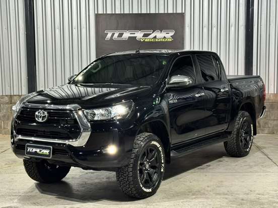 TOYOTA-HILUX-2.8 D-4D TURBO DIESEL CD SRV 4X4 AUTOMÁTICO TOYOTA-HILUX-2021