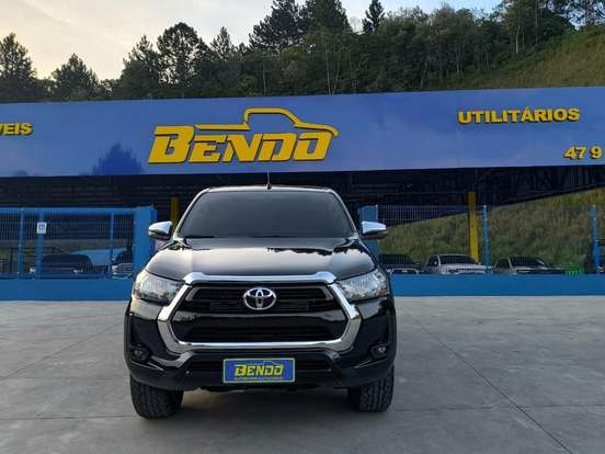 TOYOTA-HILUX-2.8 D-4D TURBO DIESEL CD SRV 4X4 AUTOMÁTICO TOYOTA-HILUX-2022