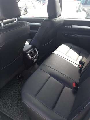 TOYOTA-HILUX-2024