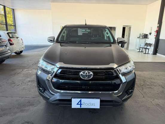 TOYOTA-HILUX-2.8 D-4D TURBO DIESEL CD SRV 4X4 AUTOMÁTICO TOYOTA-HILUX-2022