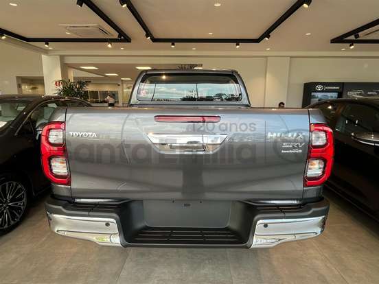 TOYOTA-HILUX-2026