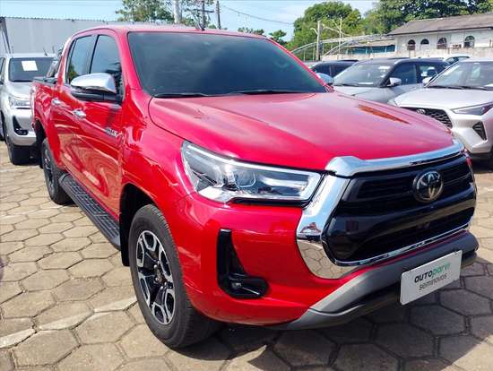 TOYOTA-HILUX-2022