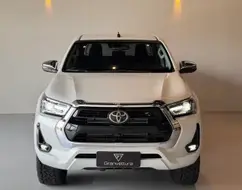 TOYOTA HILUX 2.8 D-4D TURBO DIESEL CD SRX 4X4 AUTOMÁTICO TOYOTA HILUX 2.8 D-4D TURBO DIESEL CD SRX 4X4 AUTOMÁTICO