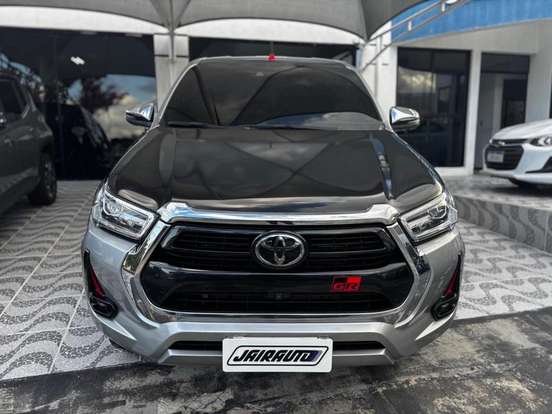 TOYOTA-HILUX-2.8 D-4D TURBO DIESEL CD SRX 4X4 AUTOMÁTICO TOYOTA-HILUX-2022