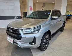 TOYOTA HILUX 2.8 D-4D TURBO DIESEL CD SRX LIMITED 4X4 AUTOMÁTICO TOYOTA HILUX 2.8 D-4D TURBO DIESEL CD SRX LIMITED 4X4 AUTOMÁTICO