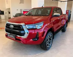 TOYOTA HILUX 2.8 D-4D TURBO DIESEL CD SRX PLUS 4X4 AUTOMÁTICO TOYOTA HILUX 2.8 D-4D TURBO DIESEL CD SRX PLUS 4X4 AUTOMÁTICO
