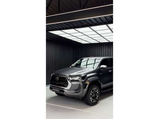 TOYOTA-HILUX-2025