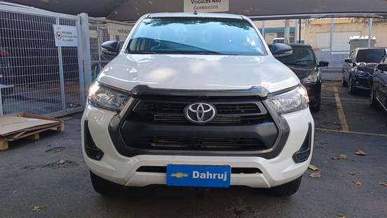 TOYOTA-HILUX-2024
