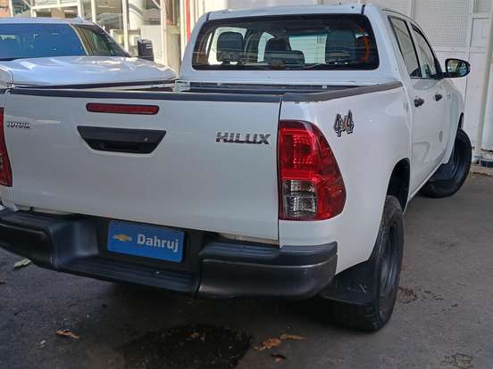 TOYOTA-HILUX-2.8 D-4D TURBO DIESEL CHASSI 4X4 MANUAL TOYOTA-HILUX-2024