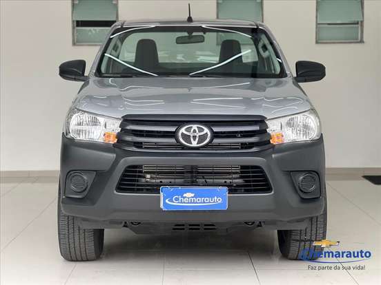 TOYOTA-HILUX-2025