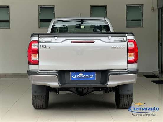 TOYOTA-HILUX-2.8 D-4D TURBO DIESEL CS 4X4 AUTOMÁTICO TOYOTA-HILUX-2025