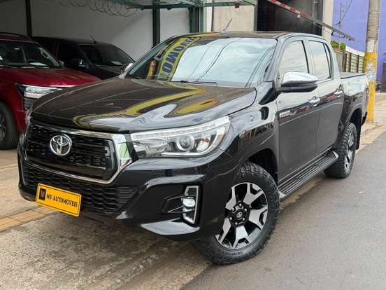 TOYOTA-HILUX-2.8 SRX 4X4 CD 16V DIESEL 4P AUTOMÁTICO TOYOTA-HILUX-2020