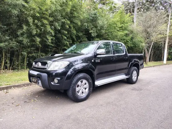 TOYOTA-HILUX-2009