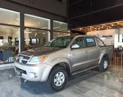 TOYOTA HILUX 3.0 SRV 4X4 CD 16V TURBO INTERCOOLER DIESEL 4P AUTOMÁTICO TOYOTA HILUX 3.0 SRV 4X4 CD 16V TURBO INTERCOOLER DIESEL 4P AUTOMÁTICO