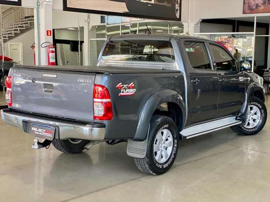 TOYOTA-HILUX-3.0 SRV 4X4 CD 16V TURBO INTERCOOLER DIESEL 4P AUTOMÁTICO TOYOTA-HILUX-2014