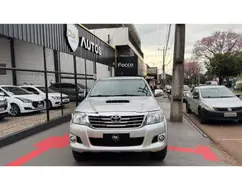 TOYOTA HILUX 3.0 SRV 4X4 CD 16V TURBO INTERCOOLER DIESEL 4P AUTOMÁTICO TOYOTA HILUX 3.0 SRV 4X4 CD 16V TURBO INTERCOOLER DIESEL 4P AUTOMÁTICO