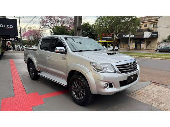TOYOTA-HILUX-3.0 SRV 4X4 CD 16V TURBO INTERCOOLER DIESEL 4P AUTOMÁTICO TOYOTA-HILUX-2014