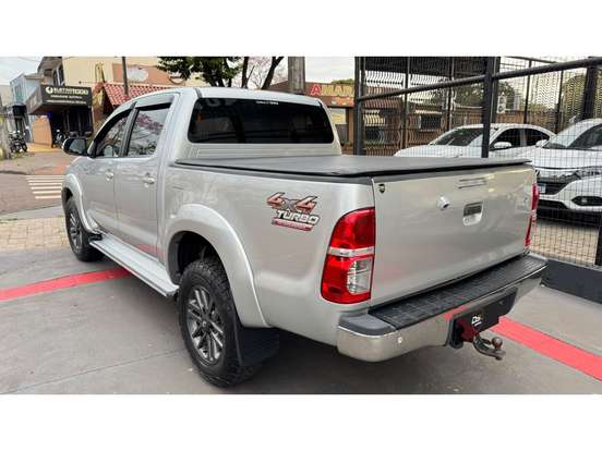 TOYOTA-HILUX-3.0 SRV 4X4 CD 16V TURBO INTERCOOLER DIESEL 4P AUTOMÁTICO TOYOTA-HILUX-2014