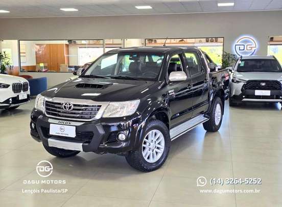 TOYOTA-HILUX-3.0 SRV TOP 4X4 CD 16V TURBO INTERCOOLER DIESEL 4P AUTOMÁTICO TOYOTA-HILUX-2013