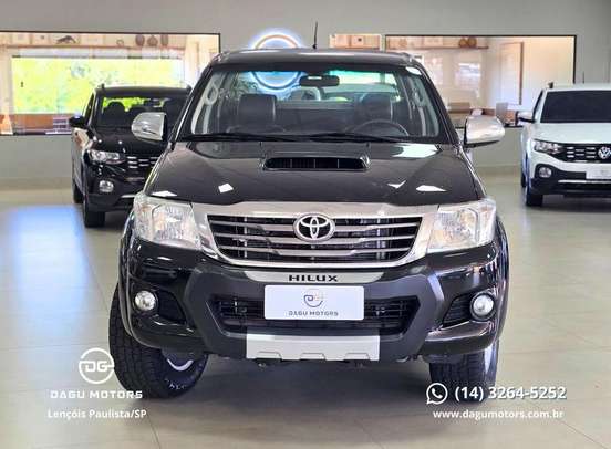 TOYOTA-HILUX-2013