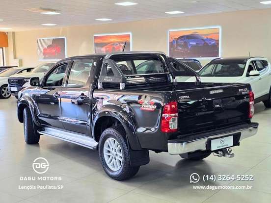 TOYOTA-HILUX-3.0 SRV TOP 4X4 CD 16V TURBO INTERCOOLER DIESEL 4P AUTOMÁTICO TOYOTA-HILUX-2013