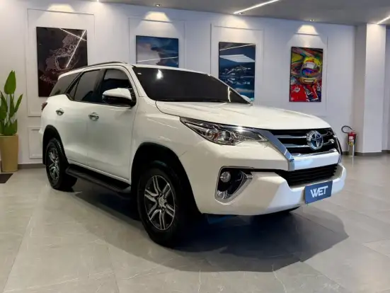 TOYOTA-HILUX SW4-2018