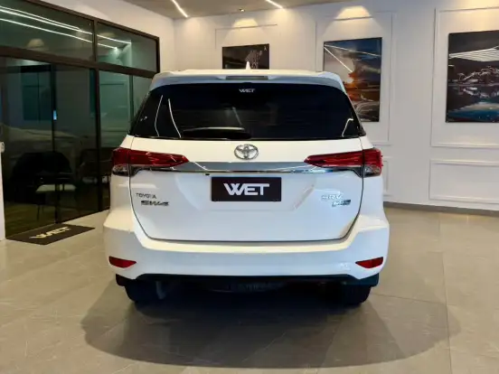 TOYOTA-HILUX SW4-2018