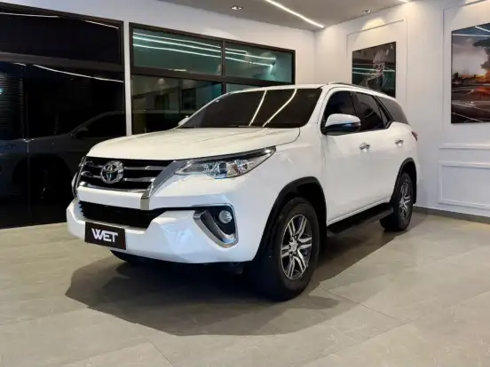 TOYOTA-HILUX SW4-2018