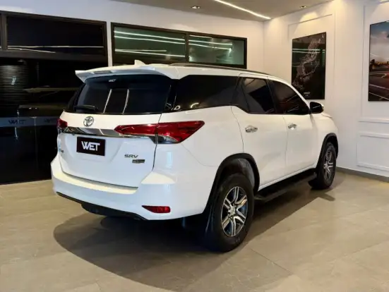 TOYOTA-HILUX SW4-2018