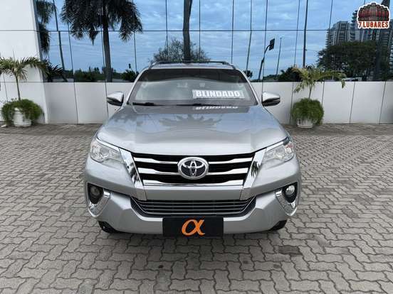TOYOTA-HILUX SW4-2018