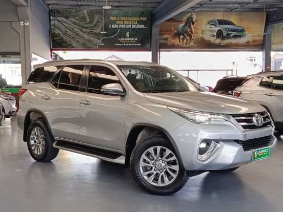 TOYOTA-HILUX SW4-2.8 SRX 4X4 16V TURBO INTERCOOLER DIESEL 4P AUTOMÁTICO TOYOTA-HILUX SW4-2018