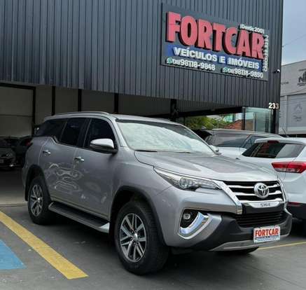 TOYOTA-HILUX SW4-2018