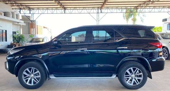 TOYOTA-HILUX SW4-2019
